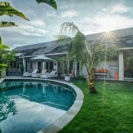 Villa Armani Seminyak  Ngoại thất bức ảnh
